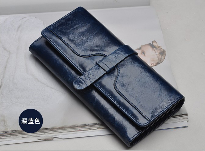 Ladies___Long_Retro_Oil_Wax_Cowhide_Large_capacity_Genuine_Leather_Wallets_Purses_Clutches_for_Women_p6571_3.jpg